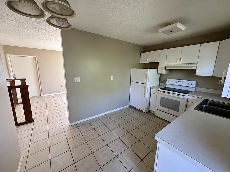 311 Francis Dr #2 — Photo 23