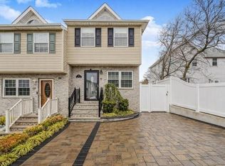 47 Garden St, Staten Island, NY