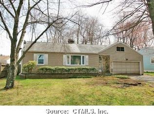 289 Beechwood Rd, West Hartford, CT 06107