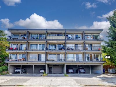 303 N 44th Street #105, Seattle, WA, 98103