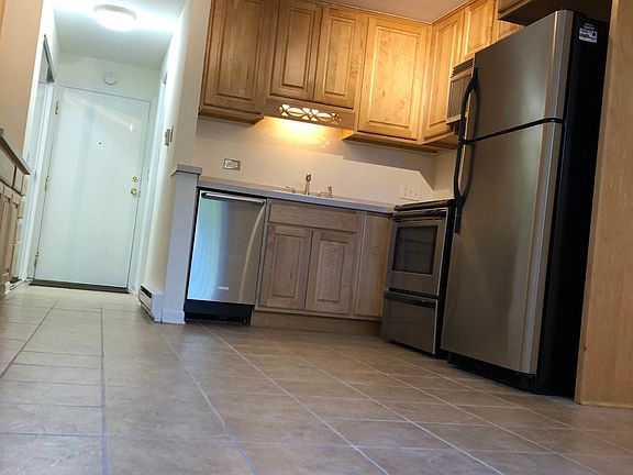 5th image of 310 Lathrop Ave #P-6