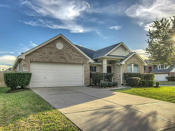 2nd image of 7708 Misty Lake Ln