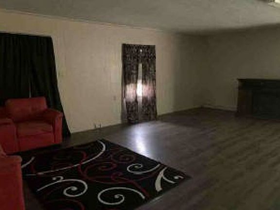 Additional Living Room