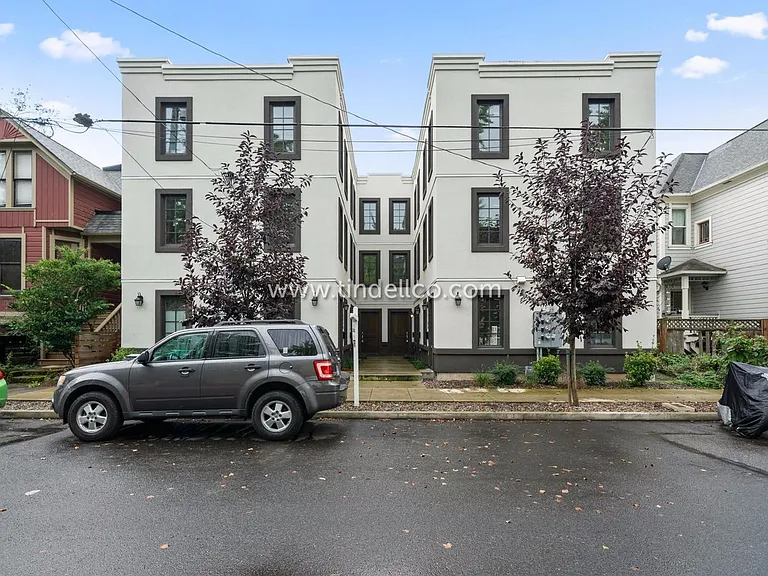 1114-1118 SE Lincoln St — Photo 24