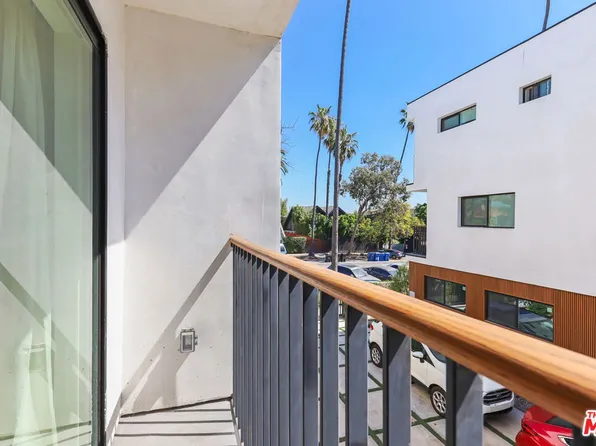 921 N Mariposa Ave, Los Angeles, CA