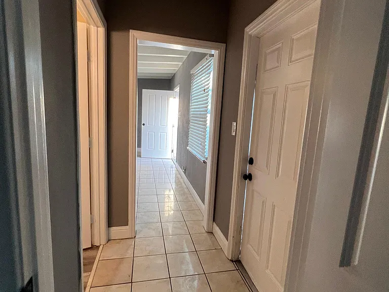 4045 Temple City Blvd — Photo 9