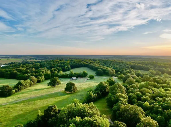 65 Old Military Ln, Harrisburg, AR 72432