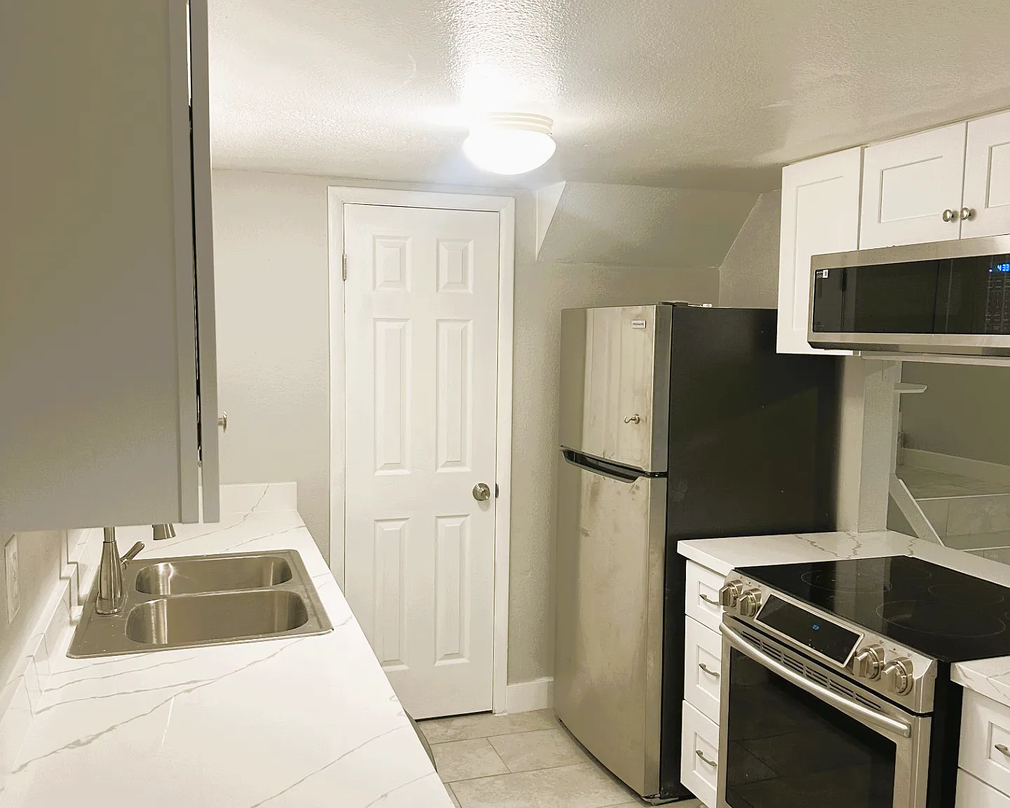 2 bed, 924 sqft, $1,400 — Photo 1