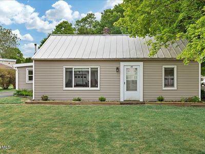 10 Westbrook Drive, Nassau, NY, 12123