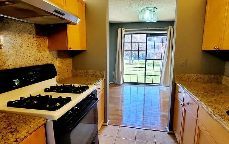 95 Oneill Ct — Photo 21