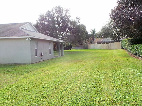 3rd image of 4901 Otter Creek Ct