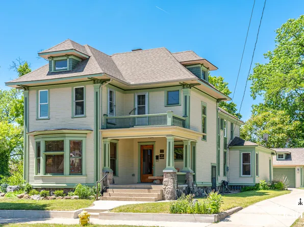 427 James Ave SE, Grand Rapids, MI 49503