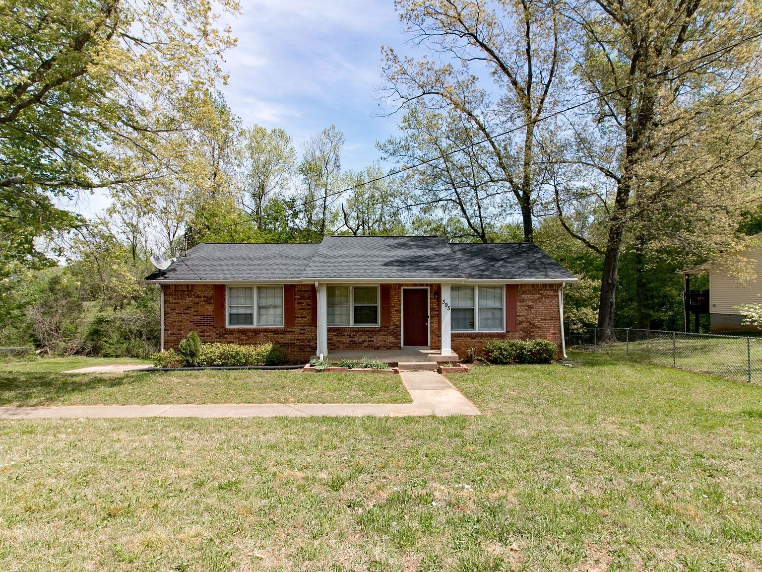 395 Lillie Belle Ln, Clarksville, TN 37042 | Zillow