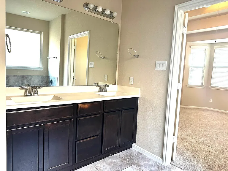 22407 Ebbets Field Dr — Photo 16