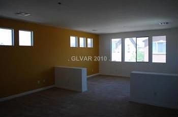 3rd image of 6120 /kami St