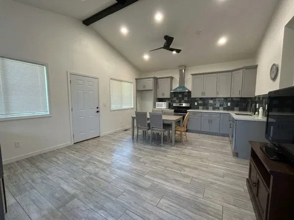 1765 S Biscayne Ct, Anaheim, CA 92804
