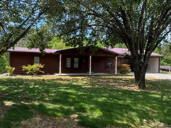 2979 Old Mayfield Rd, Danville, VA 24541