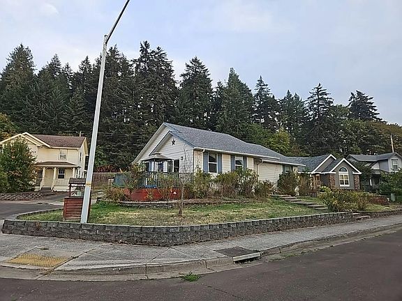 3rd image of 930 Filbert St