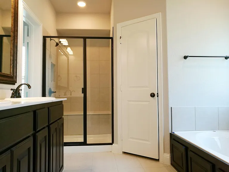 2816 Winchester Ave — Photo 14