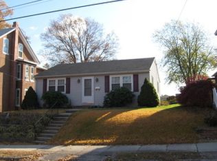 320 Walnut St, Spring City, PA 19475