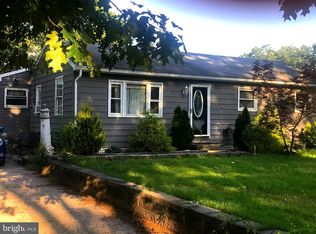 220 Sherwood Dr, Williamstown, NJ 08094