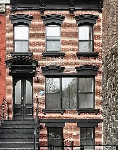 881 Park Ave #1 — Photo 2