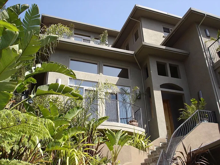 6919 Bristol Dr — Photo 2