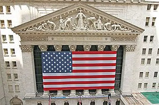 Rented by Douglas Elliman | media 44