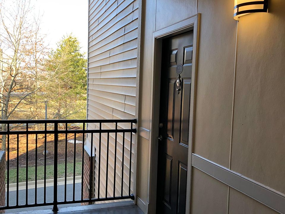 Entrance End unit