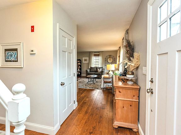 5th image of 7 Kent Street