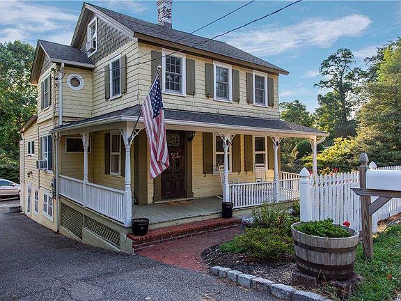 3rd image of 20 Main St