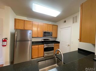 6301 Fernandez Ct #608, Parlin, NJ 08859