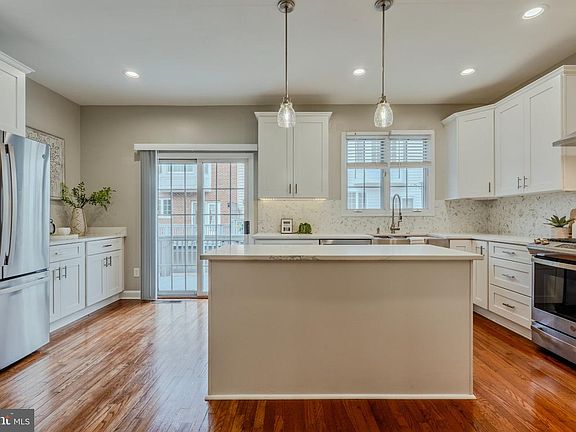 3rd image of 8816 Hunting Lodge Ct