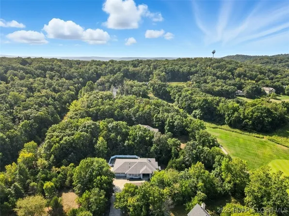 9 Lost Spike Ct, Camdenton, MO 65020