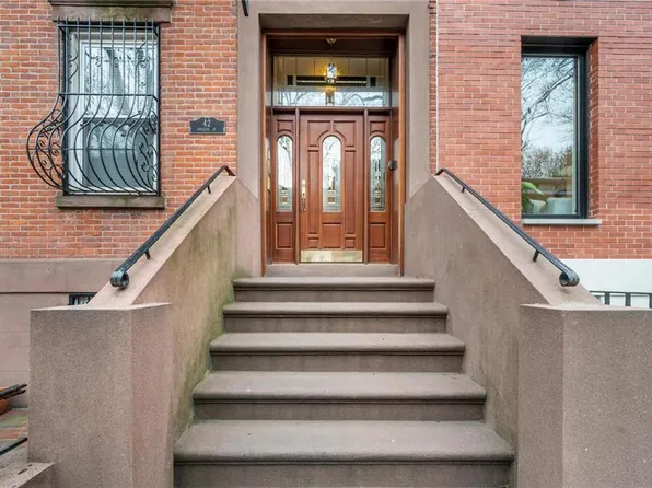 42 Douglass St, Brooklyn, NY 11231