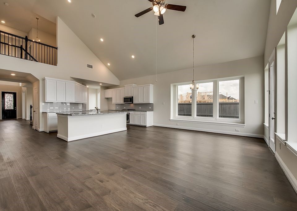 1st image of 7326 Aster Dr