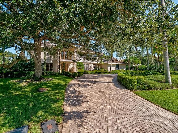 4th image of 4745 Pebble Bay Cir