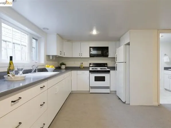 5723 Buena Vista Ave, Oakland, CA 94618