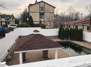 3755 Amboy Rd, Staten Island, NY 10308