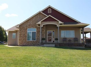 135 Genna Ct, El Dorado, KS 67042