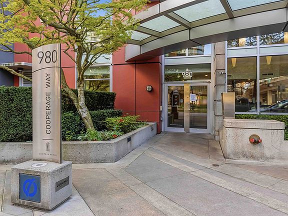 4th image of 980 Cooperage Way #1101