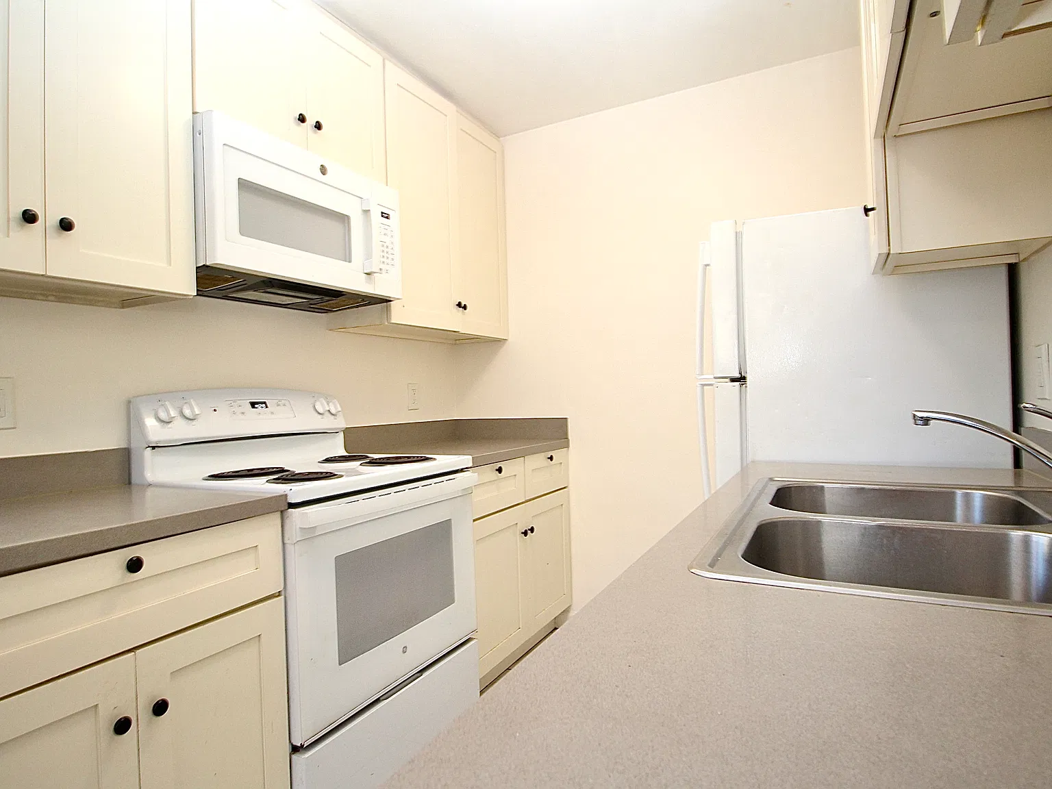1 bed, 550 sqft, $1,850 — Photo 4