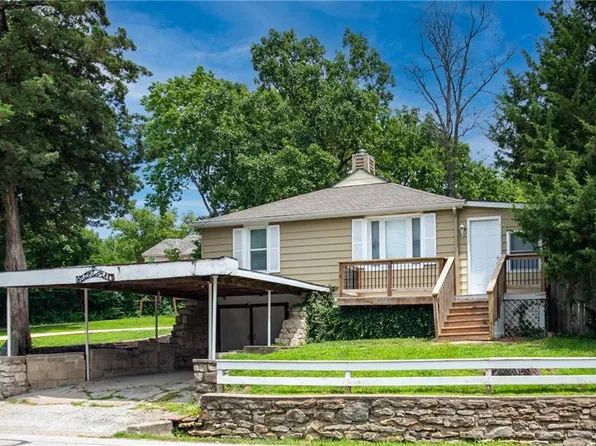 61 H St, Lees Summit, MO 64086