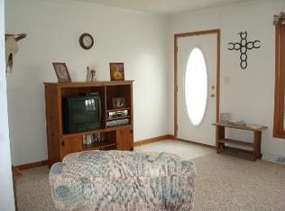 5372 24th Avenue Dr, Vinton, IA 52349