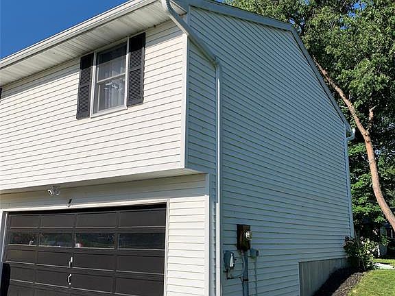 3rd image of 3 Edwards St
