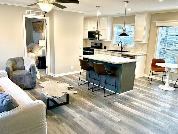 3rd image of 4550 Circle Inn Dr #Lg2qnt