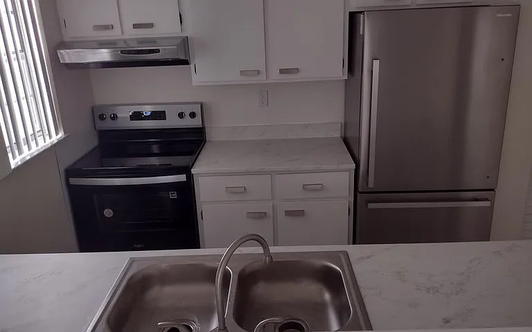 9430 Boca Cove Cir — Photo 1