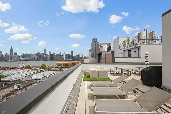 Rented by Oxford Property Group | media 14