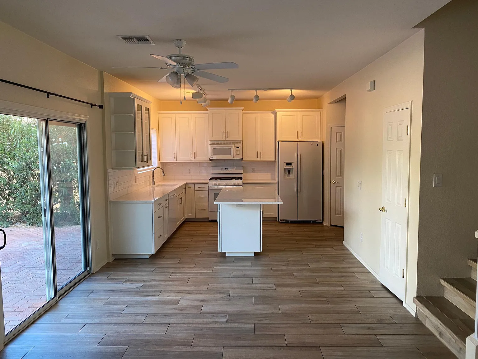 3392 N Pebble Rapids Pl — Photo 4