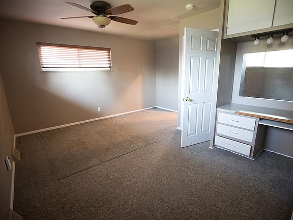 3rd image of 9403 Highland Pl